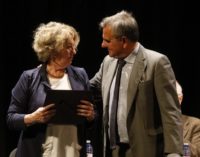 María Antonia Velasco recoge el Premio de Poesía Blas de Otero de Majadahonda