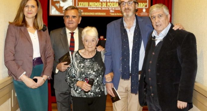 Majadahonda: Javier Bozalongo recoge el Premio de Poesía Blas de Otero