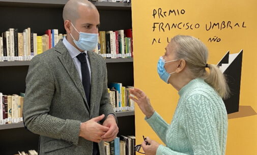 Darío Villanueva ganador de la XI edición del Premio Francisco Umbral al Libro del Año 2021 por el ensayo «Morderse la lengua»