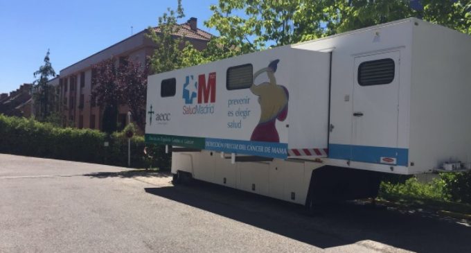 Majadahonda: El “mamobus” realiza reconocimientos para prevenir y detectar cáncer de mama en mujeres entre 50 y 69 años