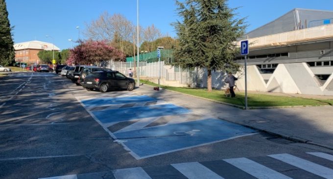 Majadahonda: El Ayuntamiento ilumina pasos de peatones y crea más plazas de estacionamiento para personas con movilidad reducida