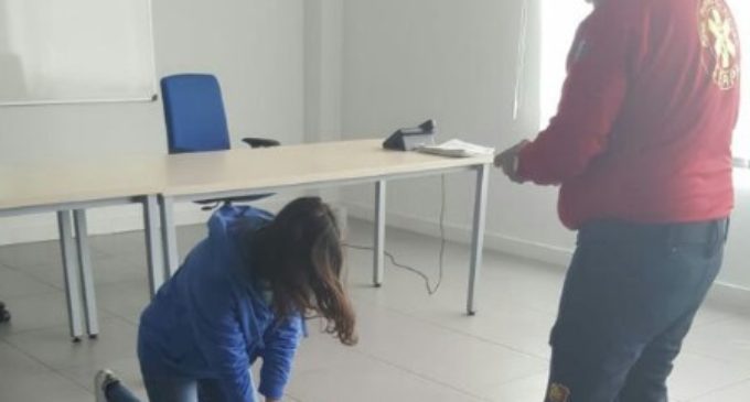 Alumnos de Majadahonda aprenden las funciones de los agentes de Policía Local