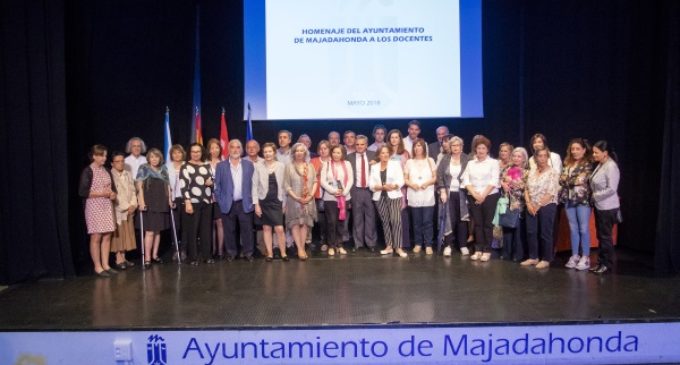 Majadahonda: Reconocimiento público a toda una vida dedicada a la enseñanza