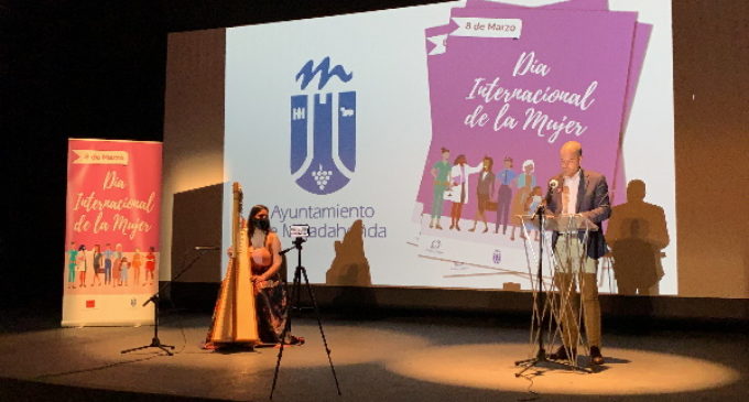 El Ayuntamiento de Majadahonda celebra un acto virtual para conmemorar el 8 de marzo