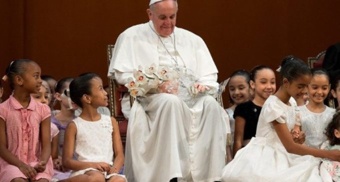 Mirando lo esencial. Sexto aniversario del pontificado de Francisco