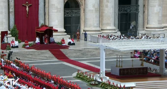 Pentecostés: el Papa exhorta a ser cristianos “de Jesús”