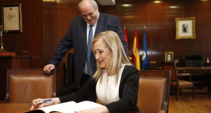 Cifuentes renueva su compromiso de trabajar por la Universidad en estrecha colaboración con los rectores
