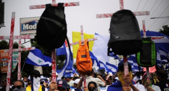 «Que el mundo sepa que nos están matando»