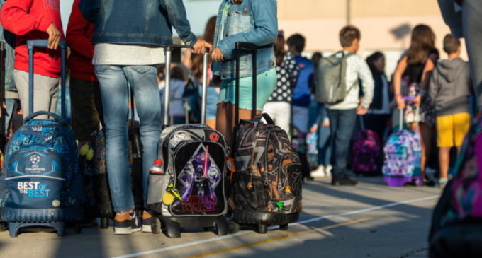 En Murcia será obligatorio avisar a los padres de las charlas de educación sexual