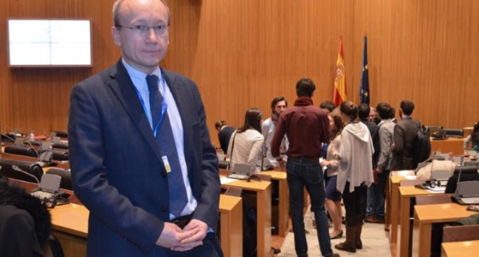 «No pidas la eutanasia. Déjame cuidarte, como tú a los abuelos»