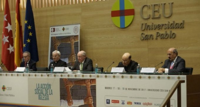 Nuncio en España: «No existe el santo que no sea sensible a los pobres»