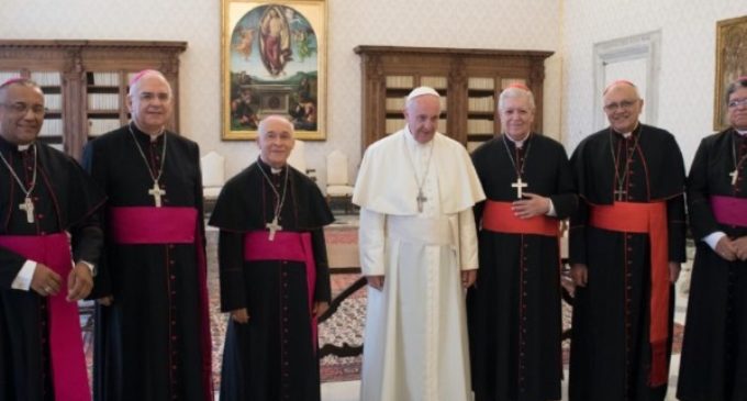El Papa se reunirá en Colombia con obispos venezolanos