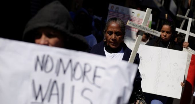 Los obispos mexicanos, ante el acuerdo EE. UU.-México: Los «migrantes nunca deben ser moneda de cambio»