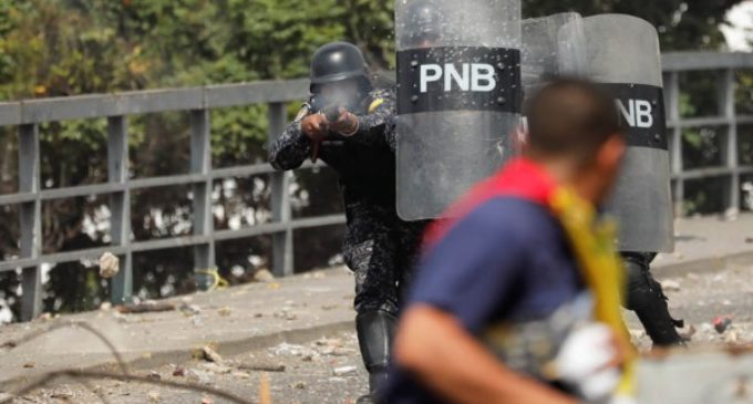 Los obispos de Venezuela exigen evitar la represión violenta