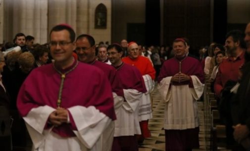 Osoro en la ordenación de los nuevos auxiliares: «Nuestro tiempo es para la comunidad»
