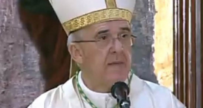 El Arzobispo de Madrid bendecirá personalmente a cada familia en la Catedral de la Almudena