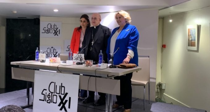 Cardenal Osoro en el Club Siglo XXI: «Dios es Amor. La cultura del encuentro comienza por esta acogida»