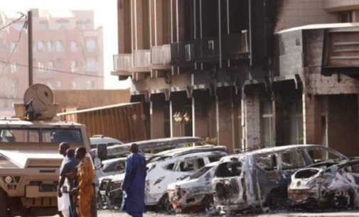 Otro ataque a una iglesia en Burkina Faso se salda con la muerte de cuatro fieles