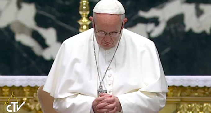 Atentado en Sinaí: El Papa encomienda al alma de las víctimas