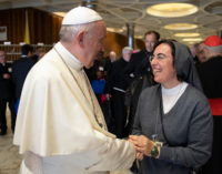 Vaticano: «Si nos va bien a todos, la economía gira»