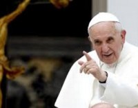 El Papa saluda a la Curia Romana: Volver a lo esencial