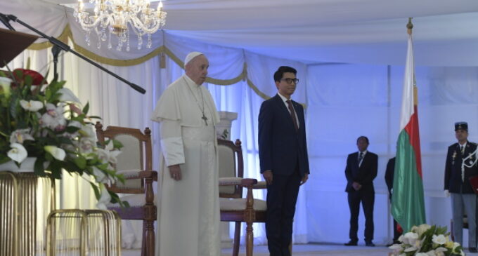 Papa en Madagascar: No hay “planteamiento ecológico real” sin la “integración de una justicia social”