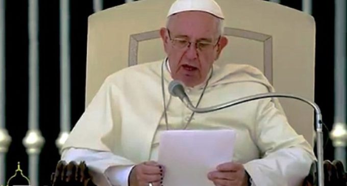 Terremoto en Italia: el Papa suspende la catequesis y reza el rosario por las víctimas