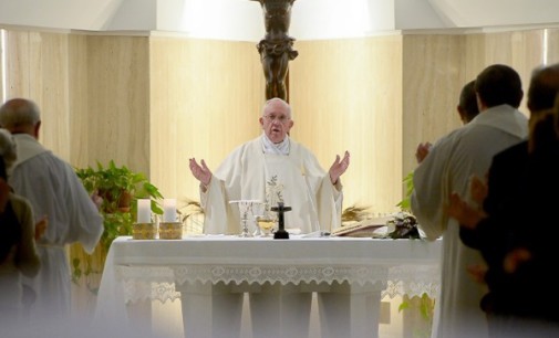 Papa Francisco: La Iglesia es perseguida con leyes que rechazan a Dios y son obra del demonio