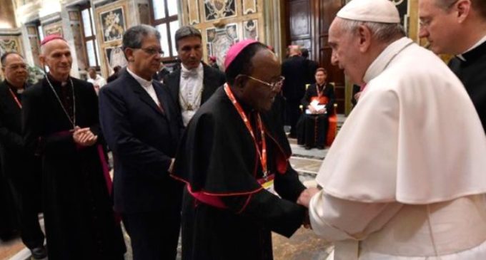 El Papa desmonta la idea de caridad como «píldora calmante para nuestras conciencias inquietas»