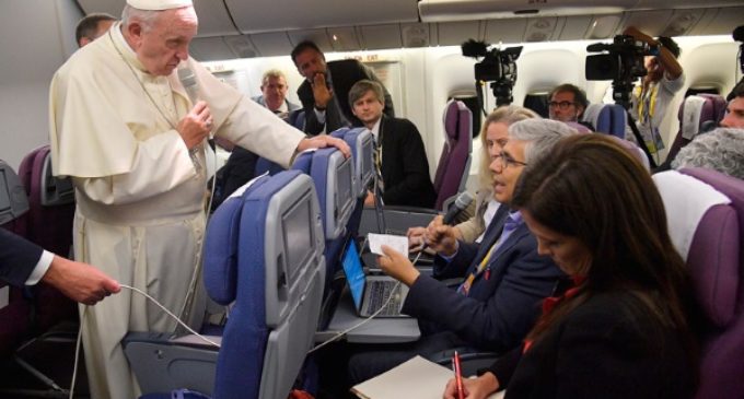 El Papa pide perdón a las víctimas de abusos pero insiste: «no hay evidencias» en contra de Barros