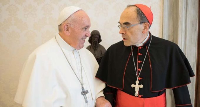 El Papa rechaza la dimisión de Barbarin y acepta su retiro temporal de Lyon