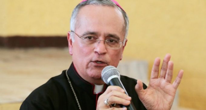 El Papa llama a Roma al obispo Báez ante las amenazas de muerte: «Había un plan para matarme»