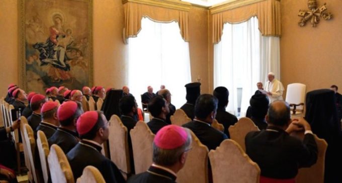 El Papa sobre los abusos: «Hay que explicar por qué Dios ha permanecido mudo»