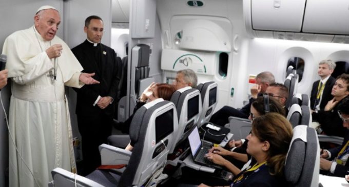 El Papa, a Trump sobre los dreamers: «Si es provida, que defienda la unidad de la familia»