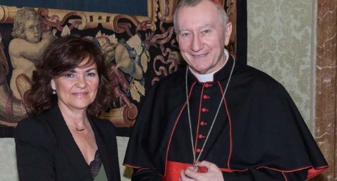Parolin a Carmen Calvo: el Vaticano no se opone a la exhumación de Franco