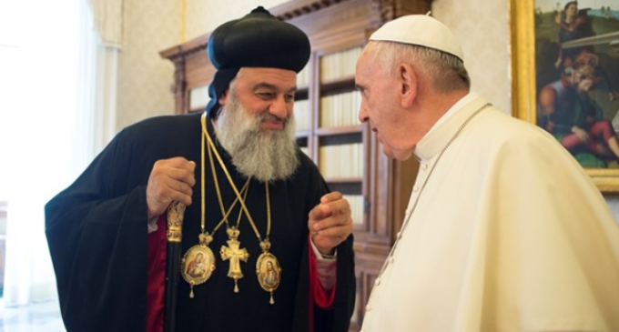 El patriarca Ignacio Ephraim II se salva de un ataque terrorista en el norte de Siria