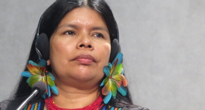 Patricia Gualinga: “Amazonizar es que, quien creía saberlo todo, re-aprenda mientras el olvidado le enseña”