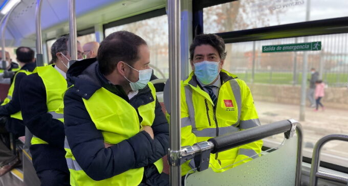 La Comunidad de Madrid pone en marcha el primer autobús impulsado con hidrógeno en la región