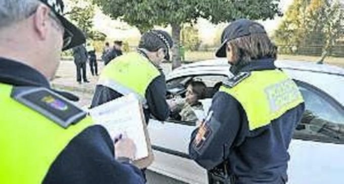 Anulada judicialmente una multa de 500 € y la detracción de 6 puntos porque la policía no ratifica las denuncias