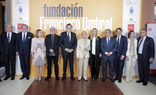 Cifuentes advierte del peligro de pasar página ante el terrorismo y reivindica la memoria de las víctimas