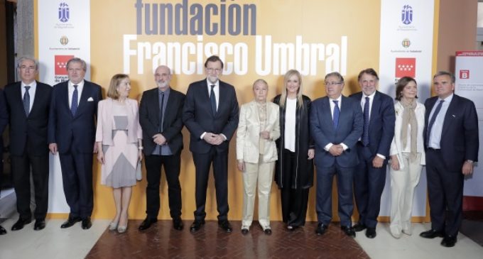 Cifuentes advierte del peligro de pasar página ante el terrorismo y reivindica la memoria de las víctimas