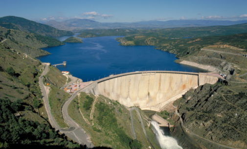La Comunidad destina más de 48.000 euros para la limpieza de los márgenes del embalse de El Atazar