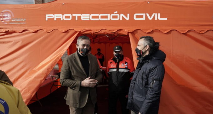 Enrique López presenta el Equipo de Respuesta Logística Inmediata de Voluntarios de Protección Civil de la Comunidad