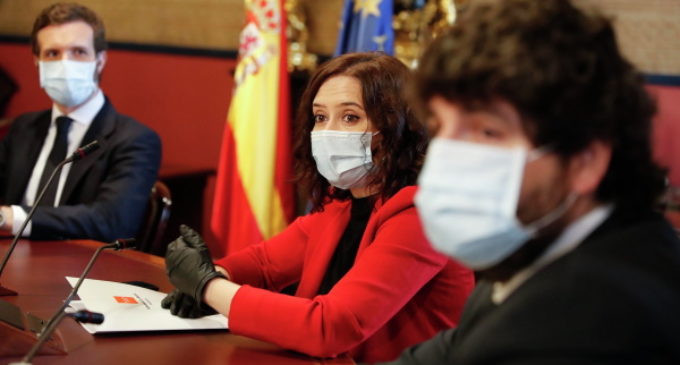 La Comunidad de Madrid permitirá a las familias acompañar en las residencias a sus mayores en el final de su vida