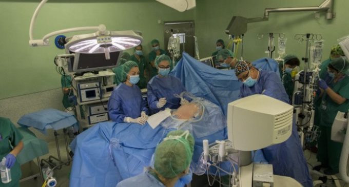 El Hospital 12 de Octubre interviene con éxito durante el parto a un bebé con obstrucción grave de la vía aérea