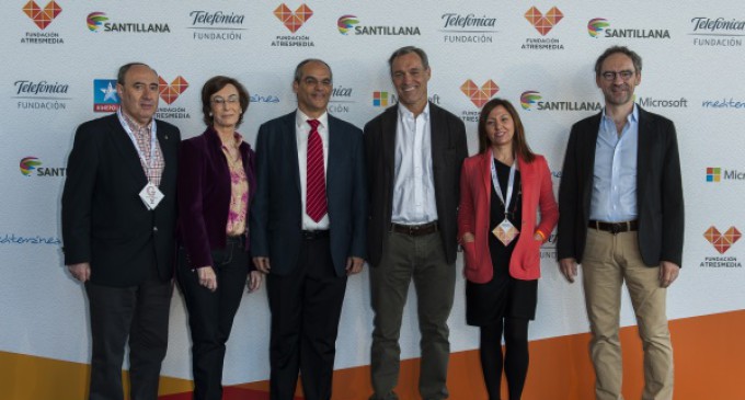 Apoyo a la Fundación Atresmedia en su jornada de reconocimiento a la labor de los profesores