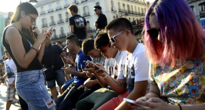 Proyecto Hombre, al rescate de jóvenes enganchados al móvil