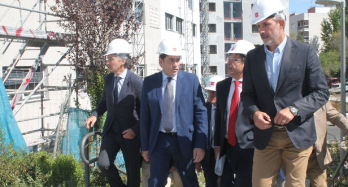 Pérez: “la UVA de Hortaleza es un ejemplo modélico de realojo y recuperación urbanística”