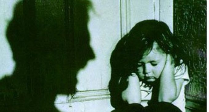 ¿Quién atiende a los 166 huérfanos de la violencia de género?