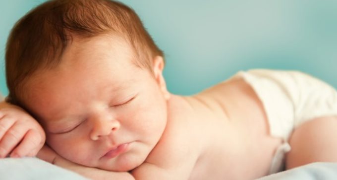 ¿Qué efectos secundarios sufren los niños nacidos por reproducción asistida?